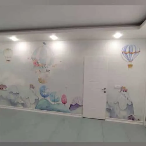 نصب کاغذ دیواری اتاق کودک طرح فانتزی