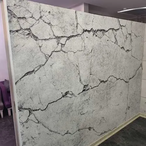 نصب کاغذ دیواری سفید